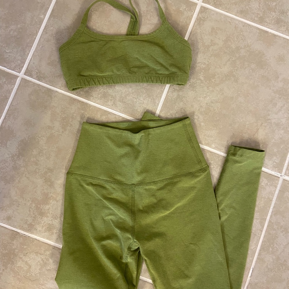 Beyond Yoga Olive Green Seamless Active Bra & Leggings Set